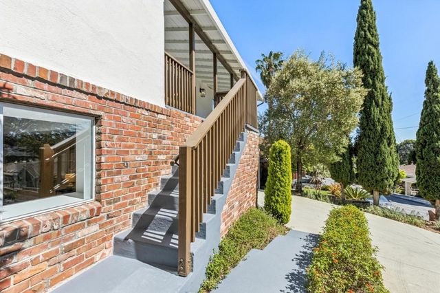 248 Highland Avenue, San Carlos, CA 94070