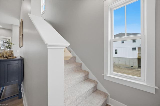 58 N Lawson RD, Poquoson, VA 23662