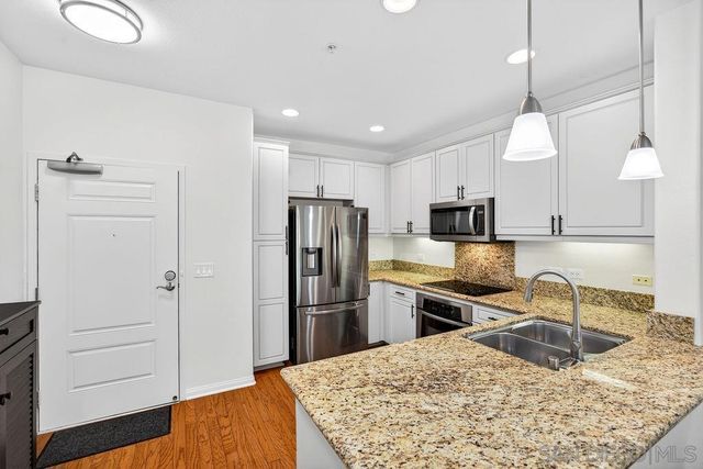 3887 Pell Pl. 314, San Diego, CA 92130