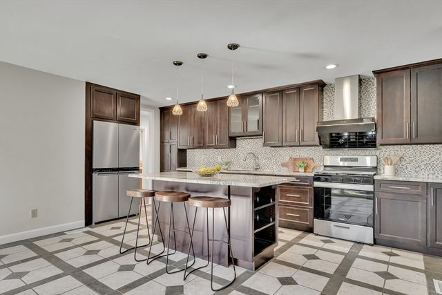 120 Massachusetts Ave 120, Lexington, MA 02420