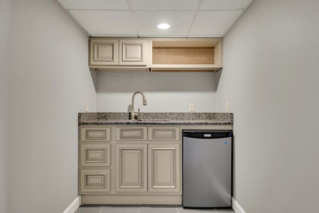 120 Massachusetts Ave 120, Lexington, MA 02420