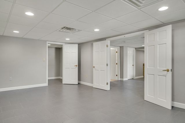 120 Massachusetts Ave 120, Lexington, MA 02420