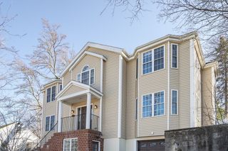 120 Massachusetts Ave 120, Lexington, MA 02420