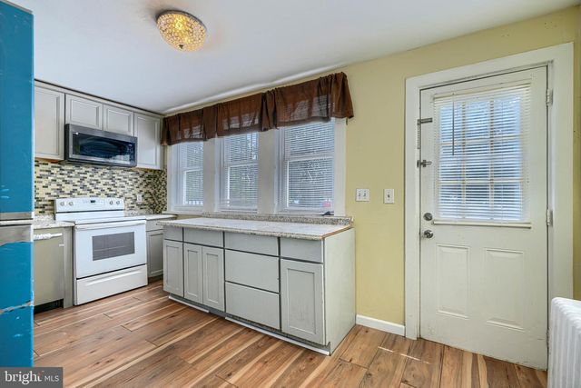 2802 GRINDON AVE, Baltimore, MD 21214