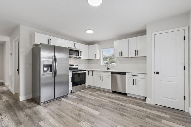 2665 MYRTLE AVENUE, Mims, FL 32754