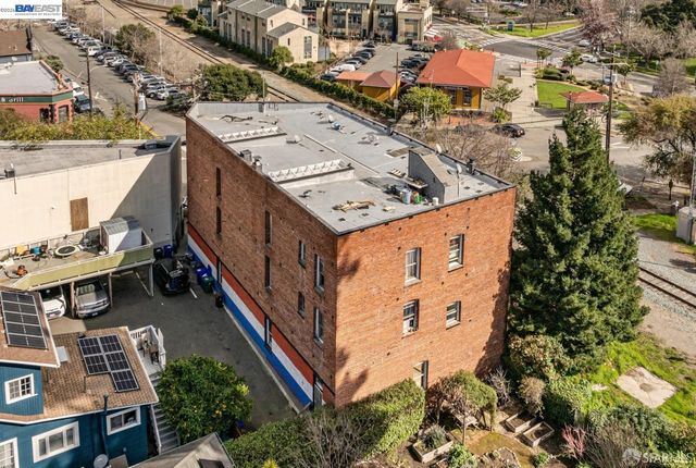 1 W Richmond Ave, Richmond, CA 94801