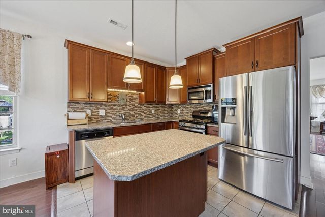 66 BOWMAN DR, Feasterville Trevose, PA 19053