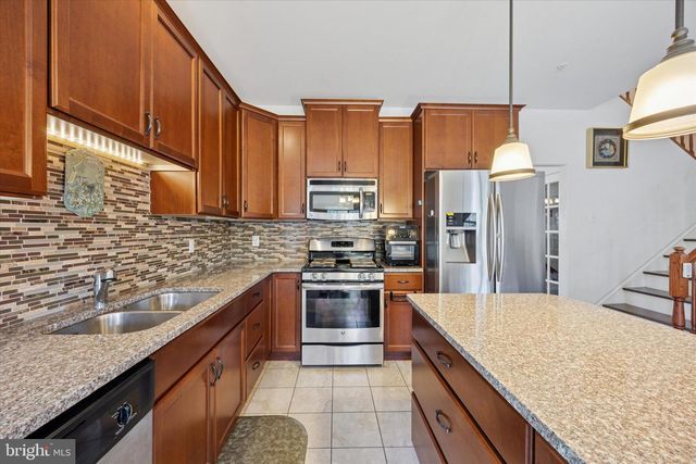 66 BOWMAN DR, Feasterville Trevose, PA 19053