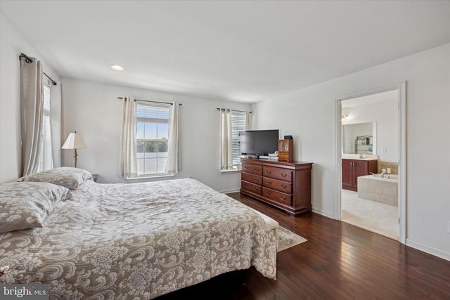66 BOWMAN DR, Feasterville Trevose, PA 19053