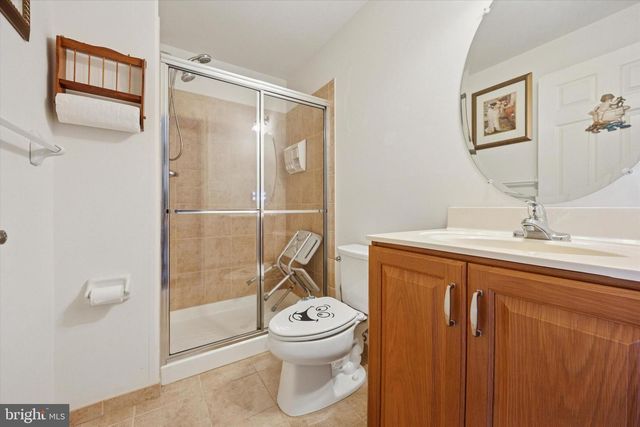 66 BOWMAN DR, Feasterville Trevose, PA 19053