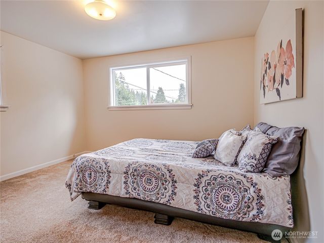 110 N 201st Street, Shoreline, WA 98133