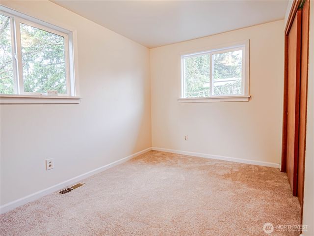 110 N 201st Street, Shoreline, WA 98133