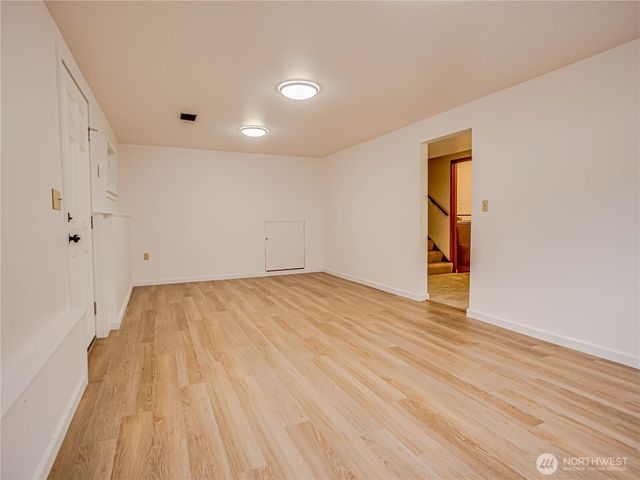 110 N 201st Street, Shoreline, WA 98133