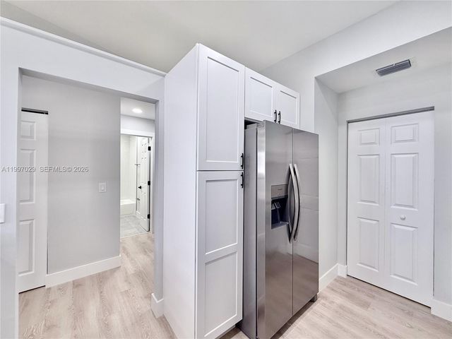 9254 NW 18th St, Pembroke Pines, FL 33024