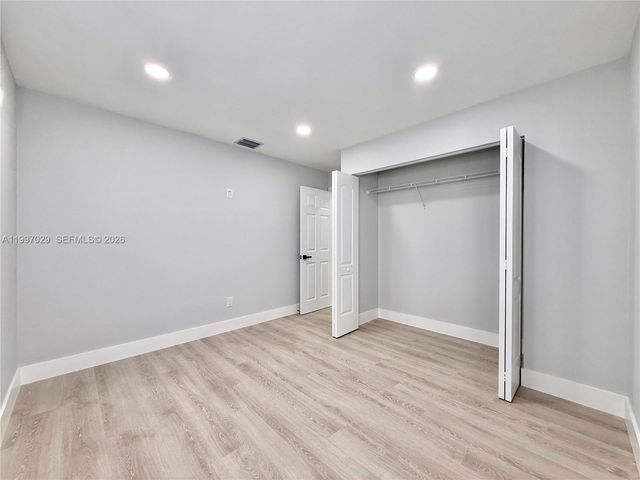 9254 NW 18th St, Pembroke Pines, FL 33024