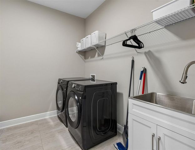 7754 HEMLOCK SEED DRIVE, Wesley Chapel, FL 33545