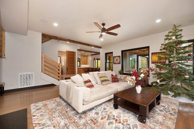 9475 King Rd, Loomis, CA 95650