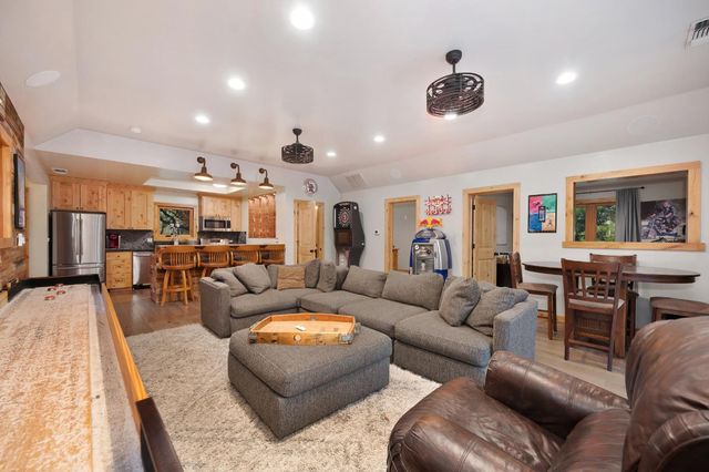 9475 King Rd, Loomis, CA 95650