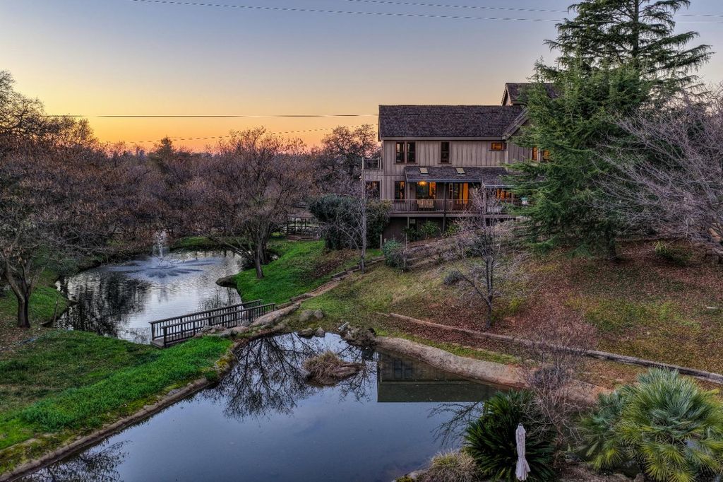 9475 King Rd, Loomis, CA 95650