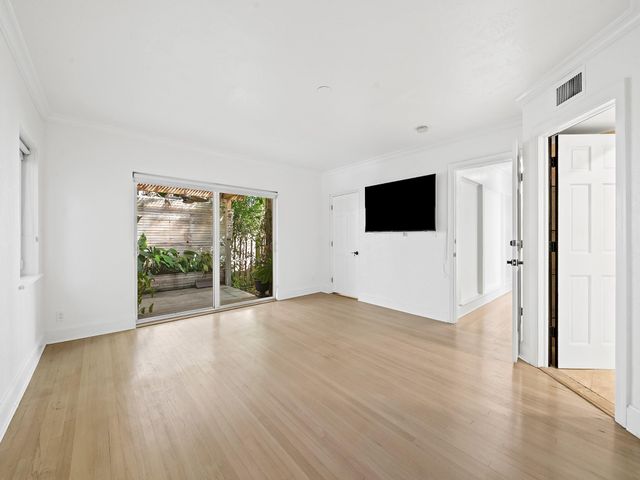 640 SE 26th Avenue, Fort Lauderdale, FL 33301