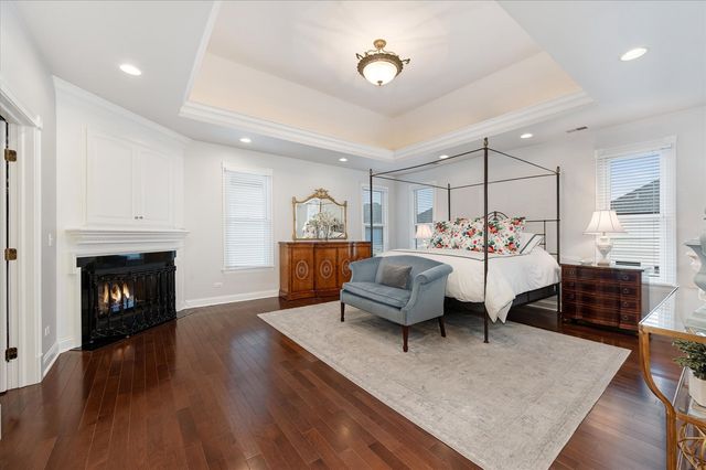 602 S Sunnyside Avenue, Elmhurst, IL 60126