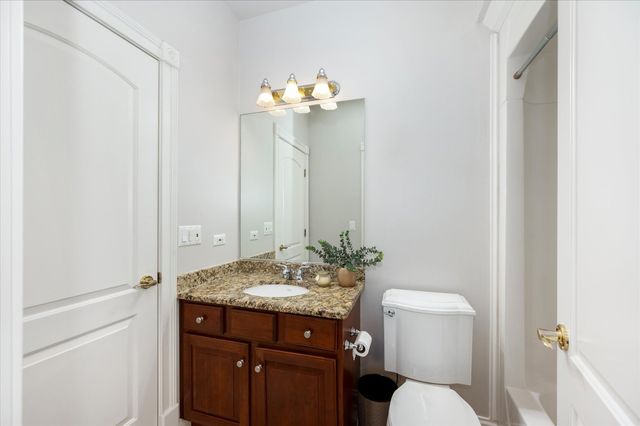 602 S Sunnyside Avenue, Elmhurst, IL 60126