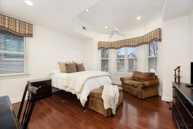 602 S Sunnyside Avenue, Elmhurst, IL 60126