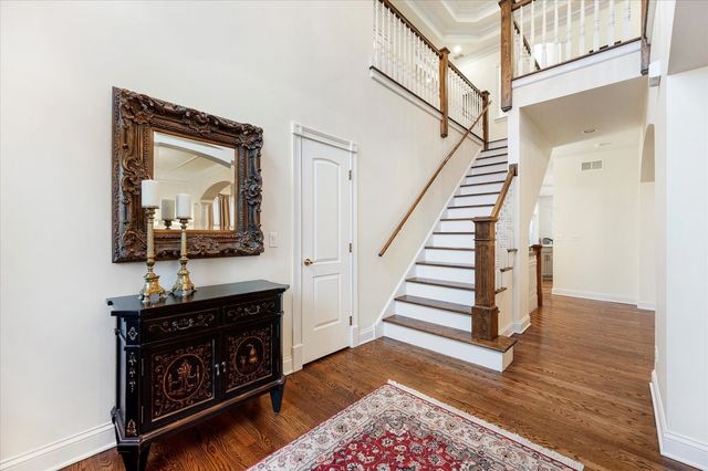 602 S Sunnyside Avenue, Elmhurst, IL 60126