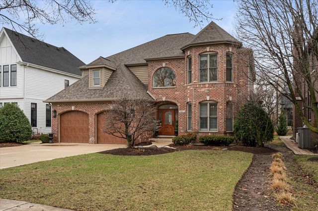 602 S Sunnyside Avenue, Elmhurst, IL 60126