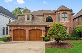 602 S Sunnyside Avenue, Elmhurst, IL 60126