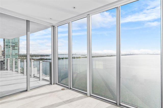 2900 NE 7th Ave 1402, Miami, FL 33137