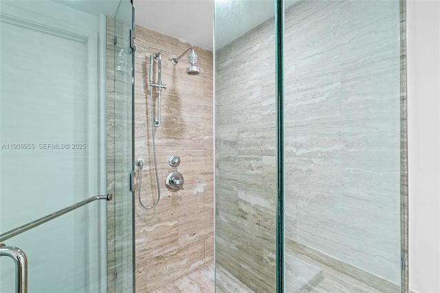 2900 NE 7th Ave 1402, Miami, FL 33137