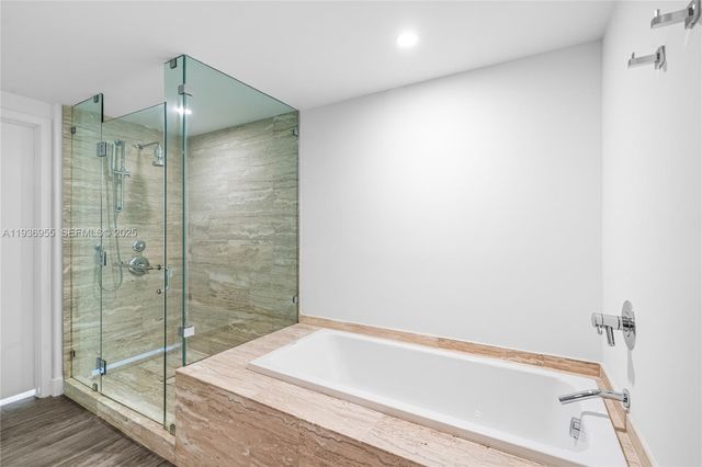 2900 NE 7th Ave 1402, Miami, FL 33137