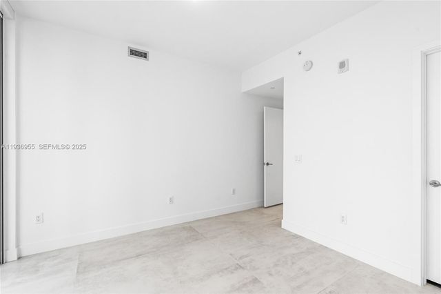 2900 NE 7th Ave 1402, Miami, FL 33137