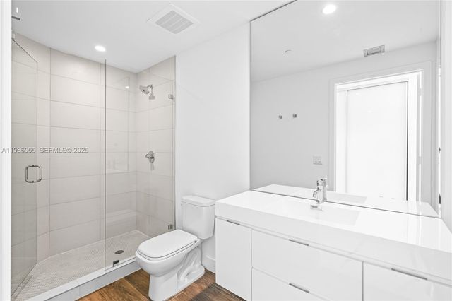 2900 NE 7th Ave 1402, Miami, FL 33137