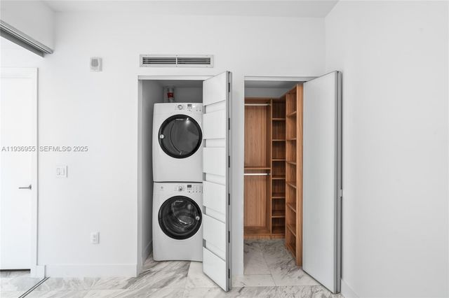 2900 NE 7th Ave 1402, Miami, FL 33137