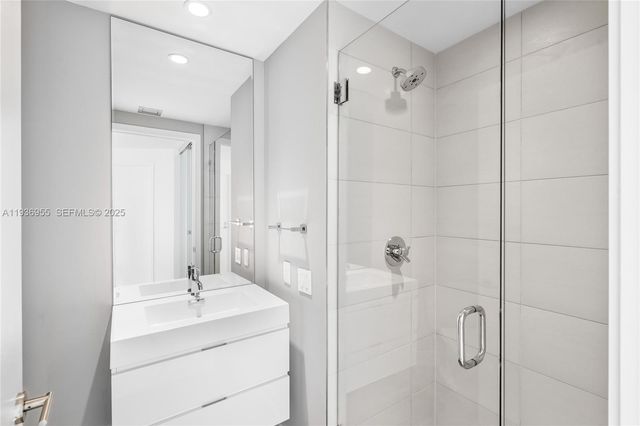 2900 NE 7th Ave 1402, Miami, FL 33137