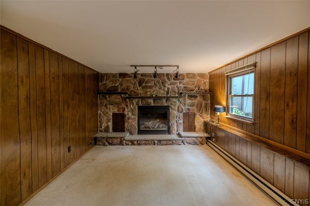 8059 Spruce Hill Drive, Clay, NY 13041