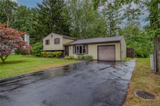 8059 Spruce Hill Drive, Clay, NY 13041