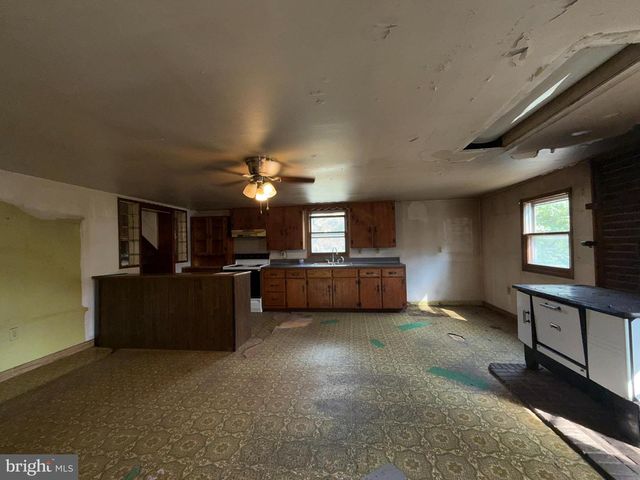 8612 HAMPTON VALLEY RD, Emmitsburg, MD 21727