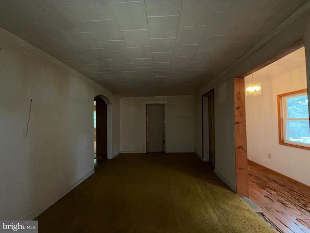8612 HAMPTON VALLEY RD, Emmitsburg, MD 21727