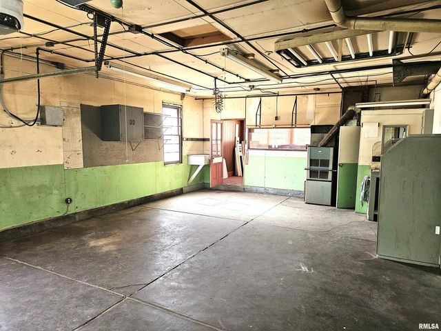 513-515 & 517 S 12TH Street, Quincy, IL 62301