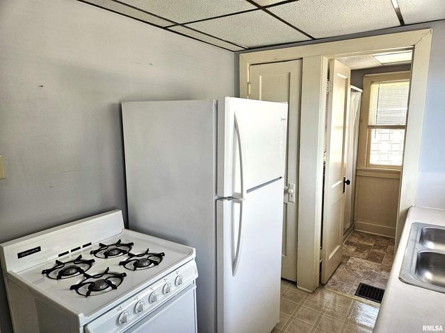 513-515 & 517 S 12TH Street, Quincy, IL 62301