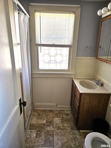 513-515 & 517 S 12TH Street, Quincy, IL 62301