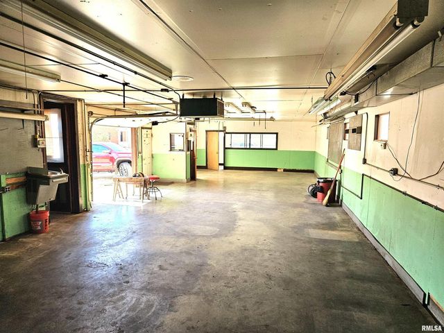 513-515 & 517 S 12TH Street, Quincy, IL 62301