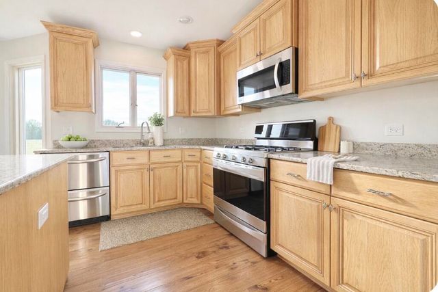 17826 S County Line Road, Hebron, IN 46341