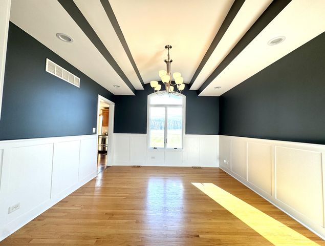 17826 S County Line Road, Hebron, IN 46341
