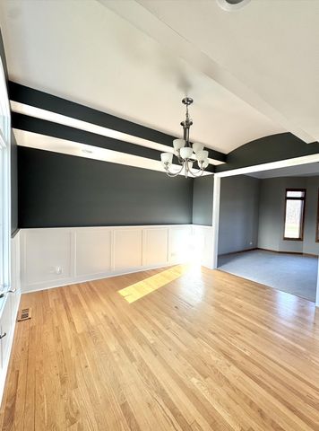 17826 S County Line Road, Hebron, IN 46341
