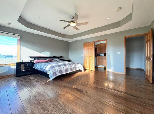17826 S County Line Road, Hebron, IN 46341