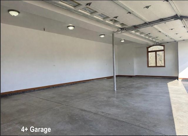 17826 S County Line Road, Hebron, IN 46341